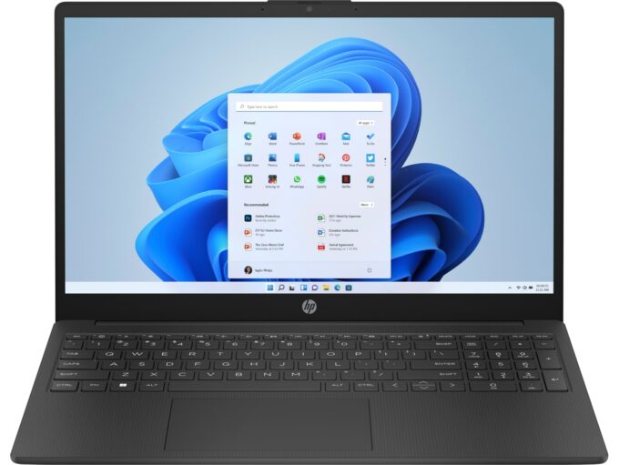 HP 15 (15-fd1000, fd2000) - スペック、テスト、価格 | LaptopMedia 日本