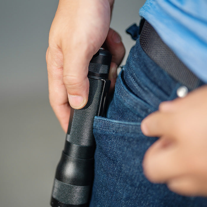 P7R SE ｜18650 充電池 / 乾電池 両方使える名作ハンドライト