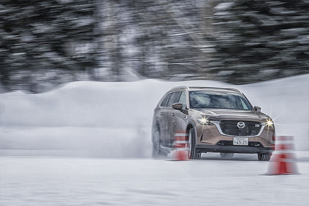 スノードライブ】雪上でも素直な操縦性とクルマとの一体感を味わえる