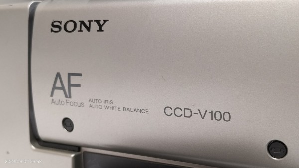 1986/昭和61/SONY/CCD-V100/Video8 PRO/8ミリビデオ/当時の最高級機種