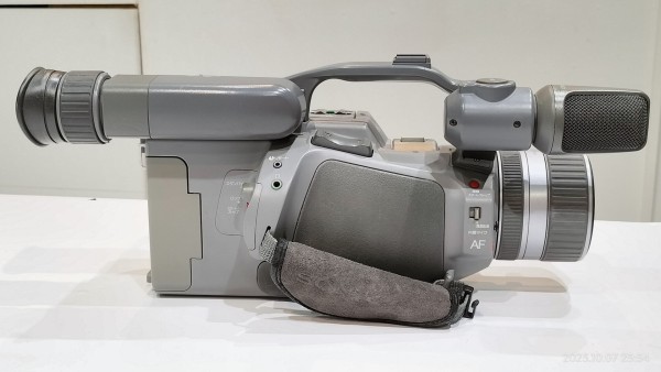 1992/平成4/SONY/CCD-VX1/Hi8/Handycam PRO/ハンディカムプロ/民生初の