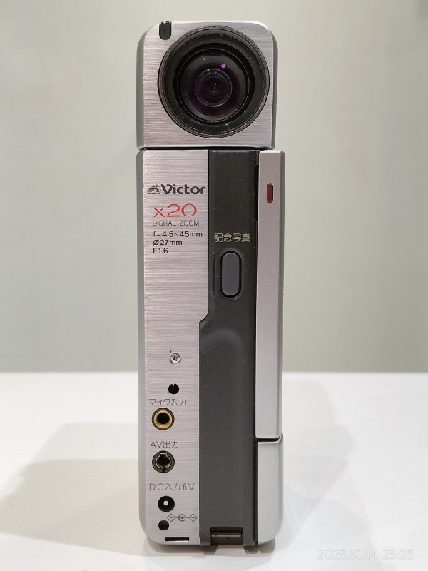 1995/平成7/Victor/GR-DV1/縦型ビデオカメラデザインの元祖/液晶なし