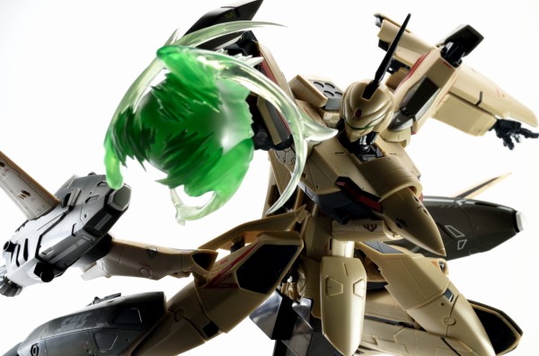 バンダイ DX超合金 VF-19 ADVANCE レビュー その3 : きんけつほびー