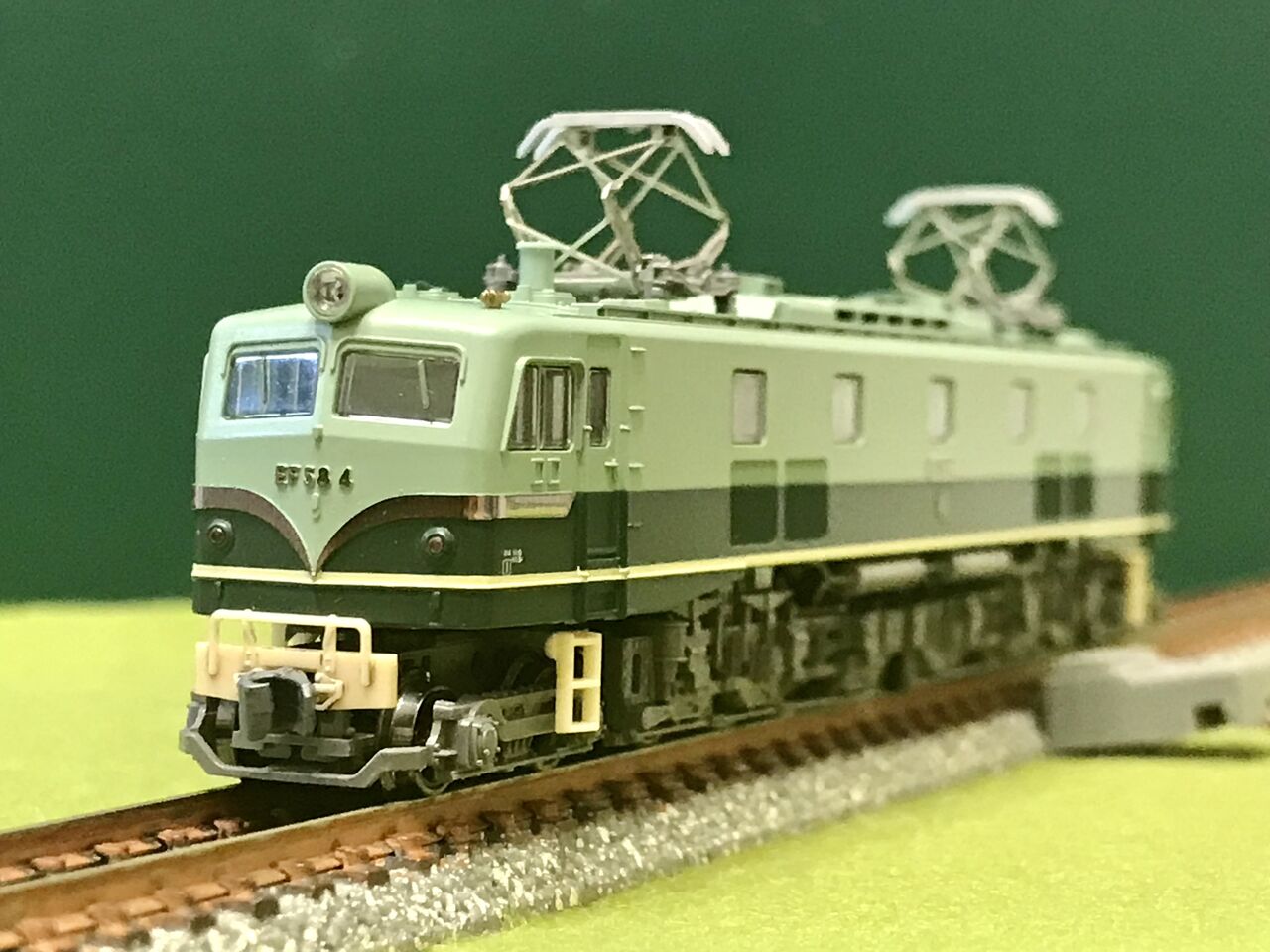 KATOの「EF58-4」と「EF58-60」を並べてみました。 : エヌゲ道 since