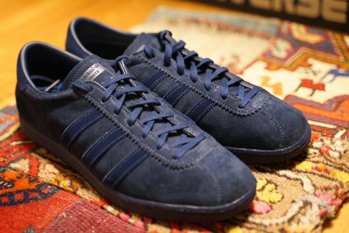 レビュー】アディダス タバコ ナイトインディゴのレザーの質感やサイズ