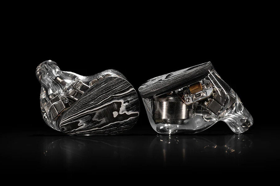 棚からレビュー】 水月雨「MOONDROP DARK SABER」 8BA+2DD構成で