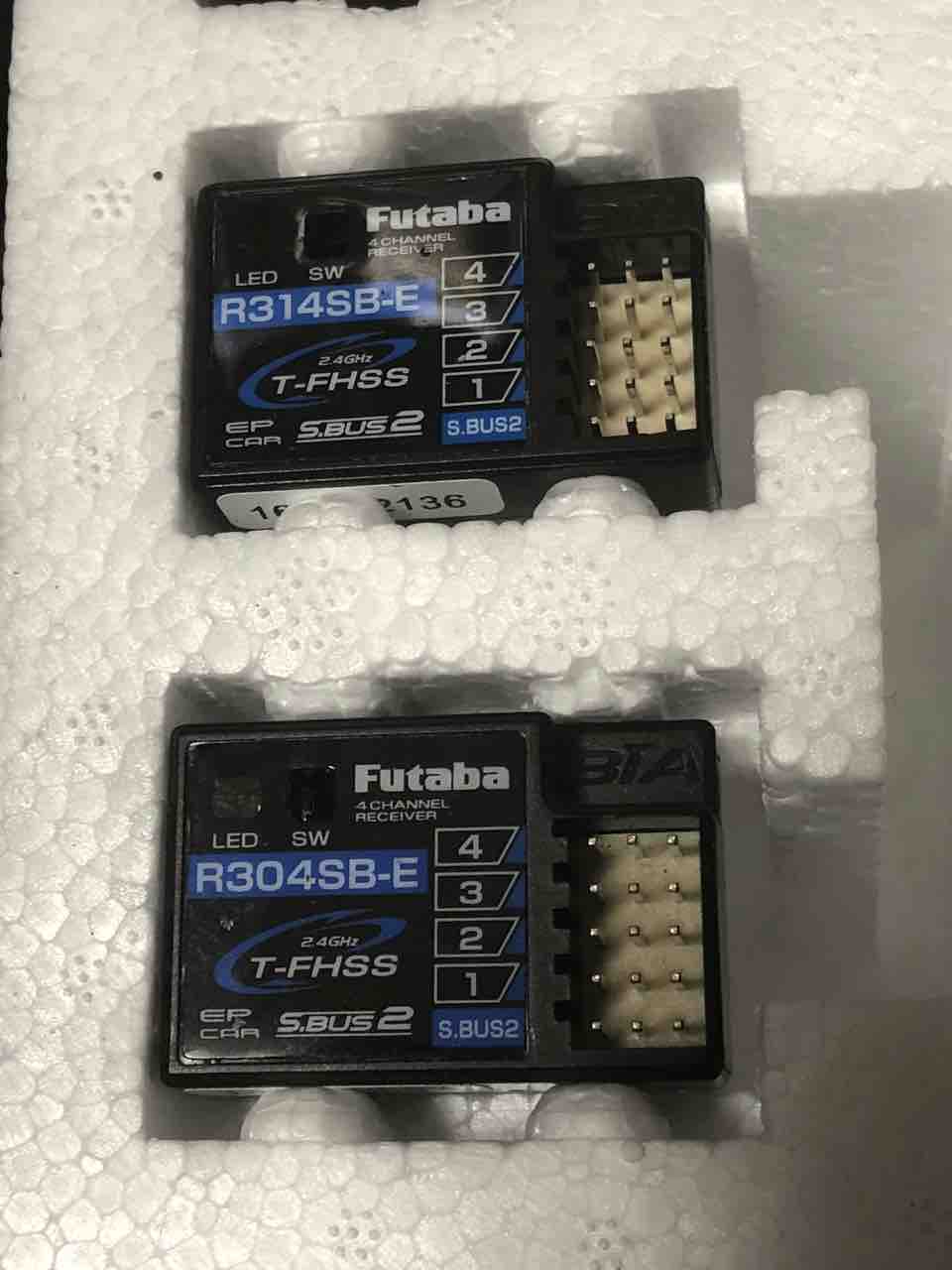 フタバ互換受信機？corona製 : 痛車RC製作所 BadLegFactory