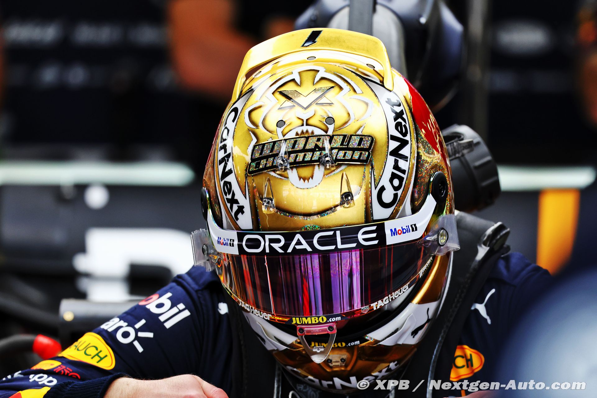 マックス・フェルスタッペン、ゴールドなメキシコ仕様のヘルメット