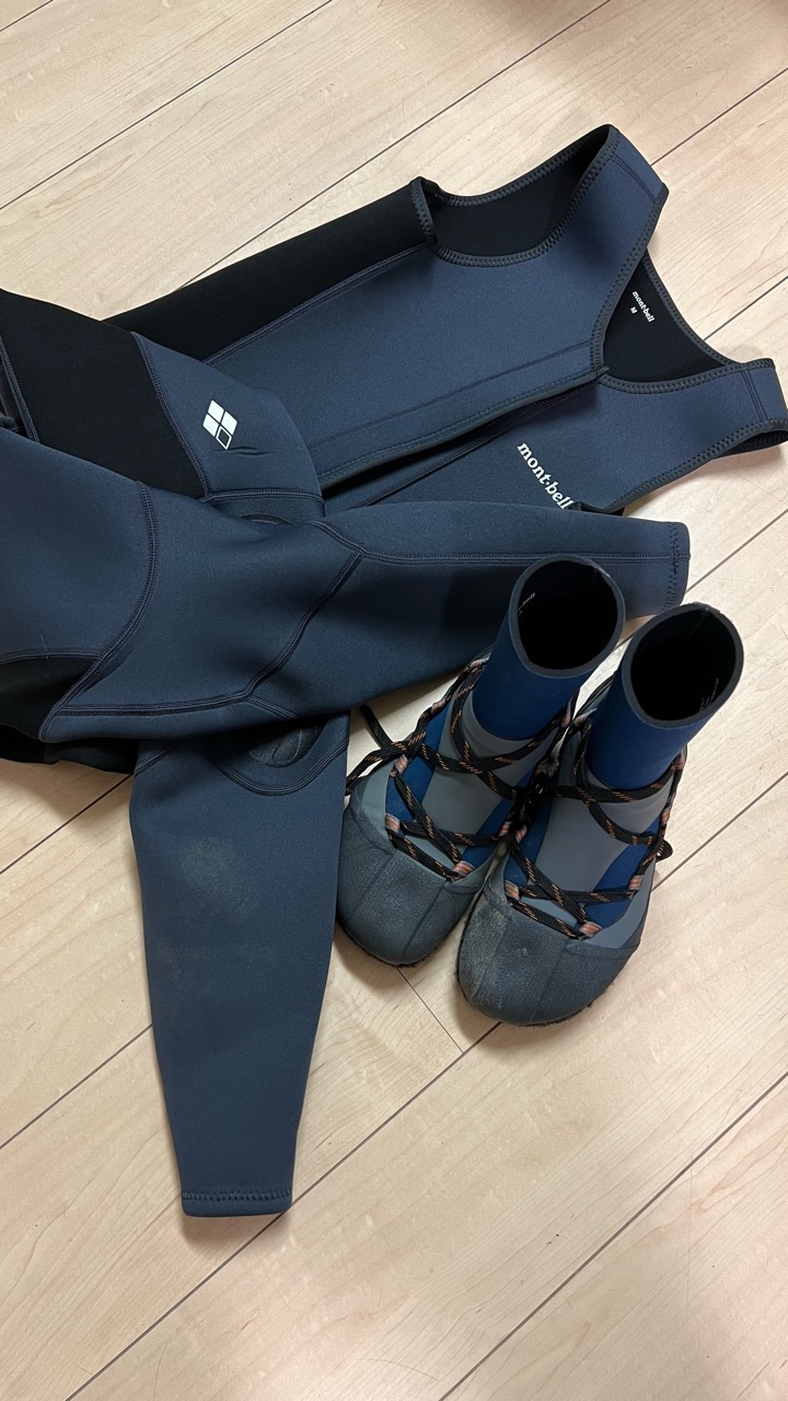 鮎タイツの代わりに、モンベルのクリマプレン パドリングジョンと