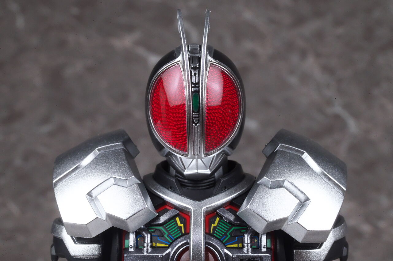 S.H.フィギュアーツ (真骨彫製法) 仮面ライダーファイズ アクセル