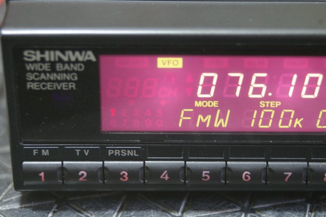 SHINWA SR-001 スケルチがかからない : JHGのブログ