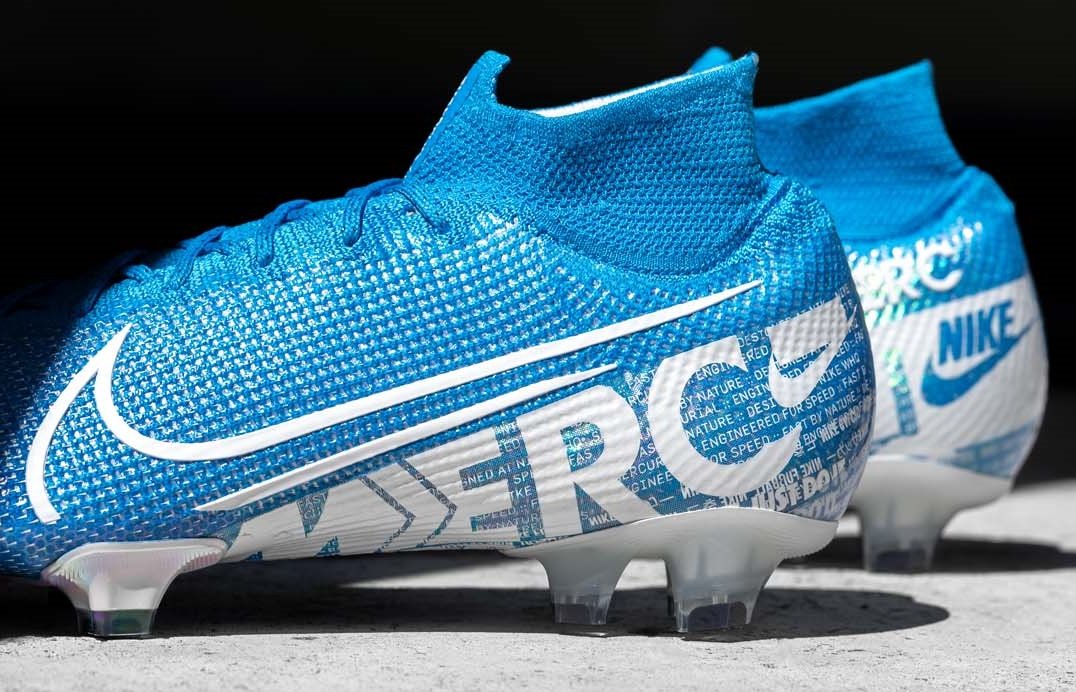 新型】 ナイキ マーキュリアルスーパーフライ7 & ヴェイパー13 FG 正式