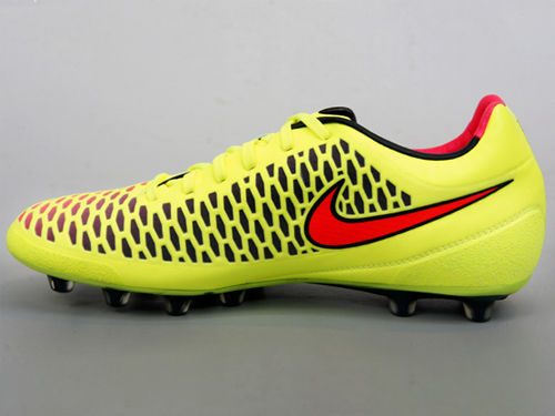 ナイキ マジスタ オーパス HG-E 公開 : Kohei's BLOG サッカースパイク