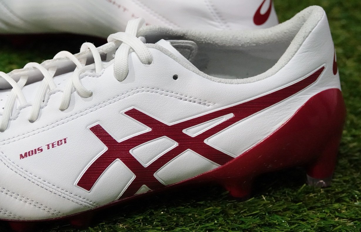 アシックス DSライトX-FLY4 正式公開 & X-FLY3と機能性を徹底比較