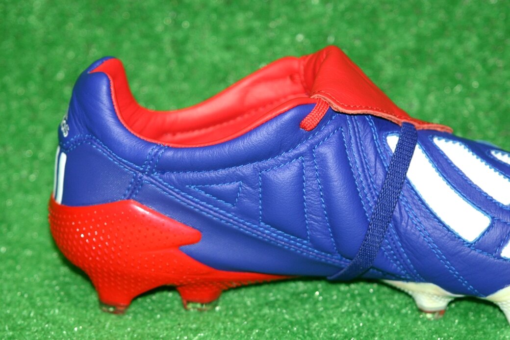 アディダス 復刻版プレデターマニアFG ジャパンブルー 機能性まとめ