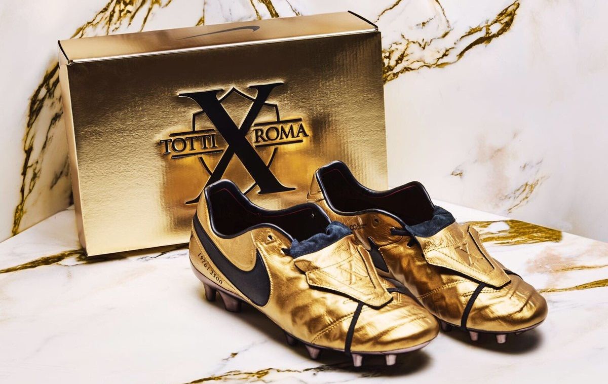 トッティ】 ティエンポレジェンド6 FG Totti X Roma 2500足限定