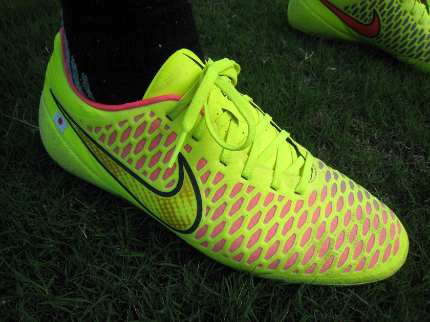 ナイキ マジスタ オーパス HG-E レビュー : Kohei's BLOG サッカー