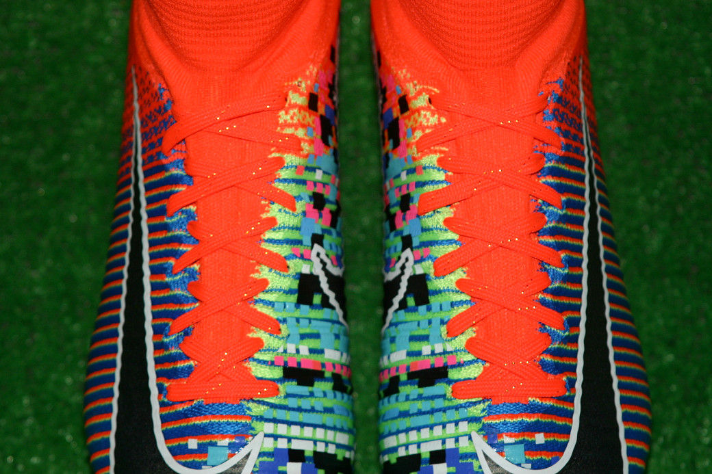 詳細】 ナイキ マーキュリアルスーパーフライV SE FG (EA SPORTS