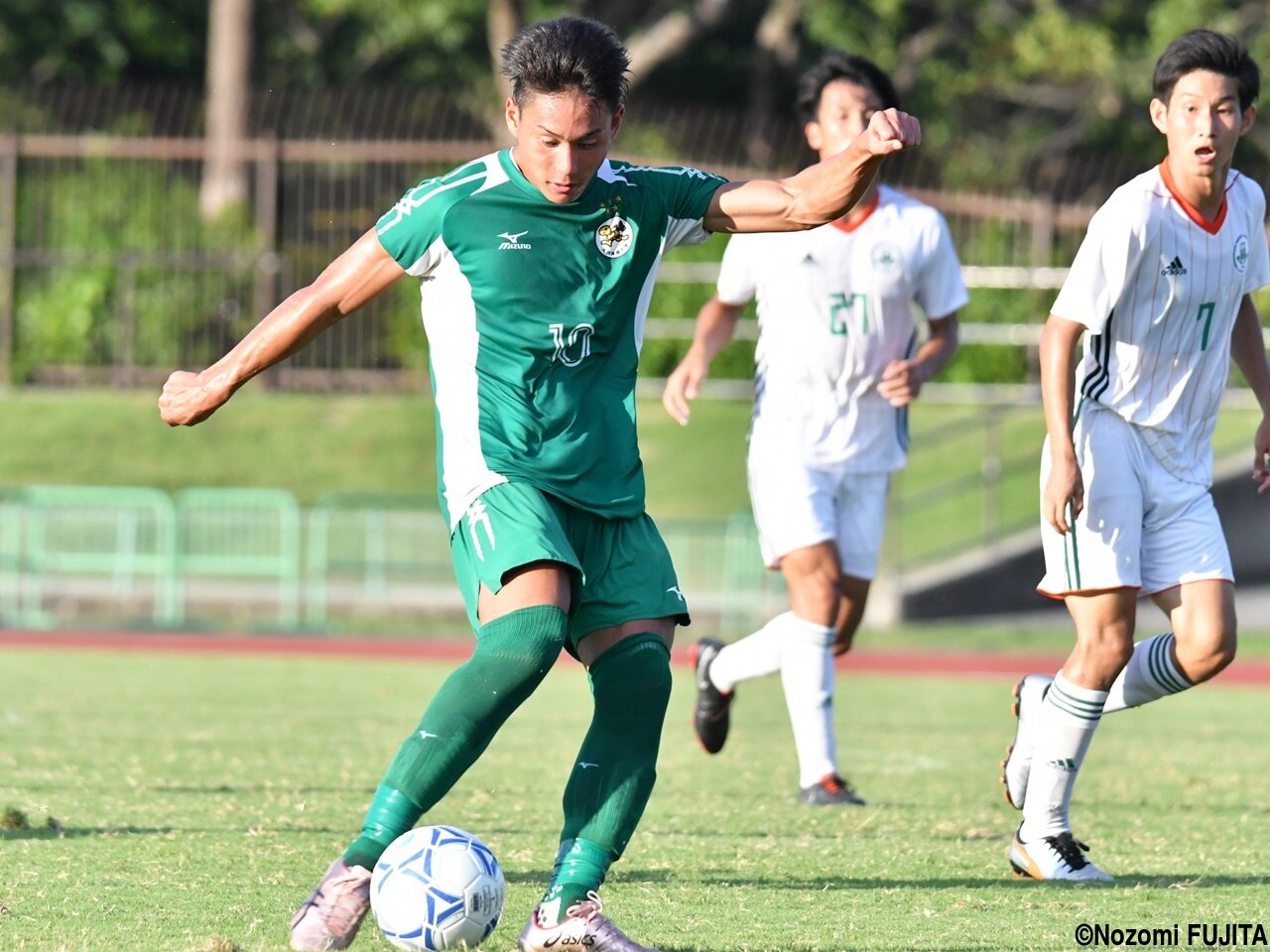 1.FCニュルンベルク所属のFW林大地がナイキの”あのスパイク”を着用開始