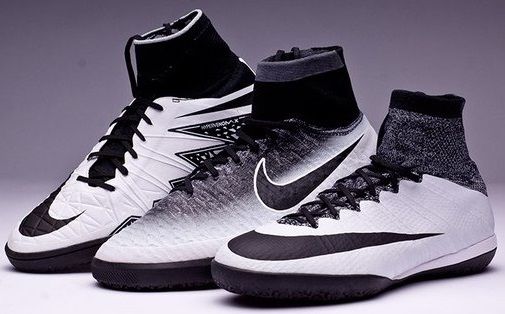 Nikeフットサルシューズ Radiant Reveal Pack : Kohei's BLOG サッカー