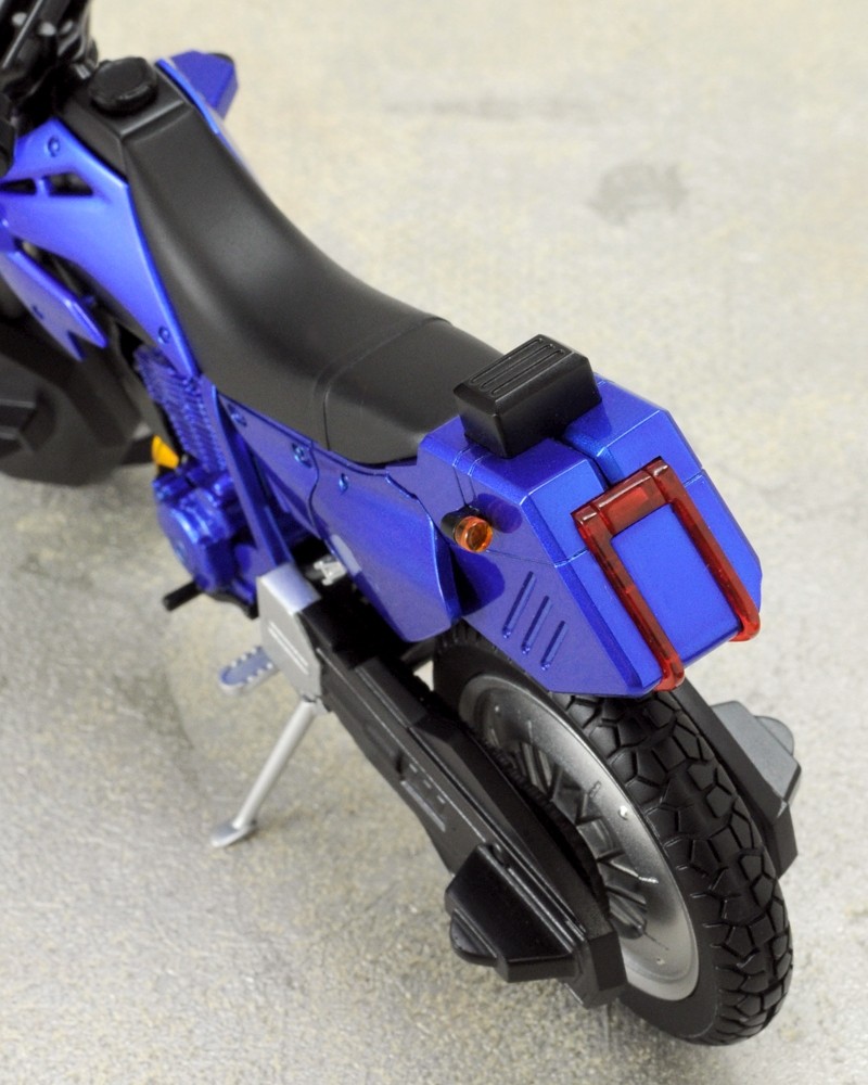 仮面ライダーガタック専用マシン「S.H.Figuarts ガタック