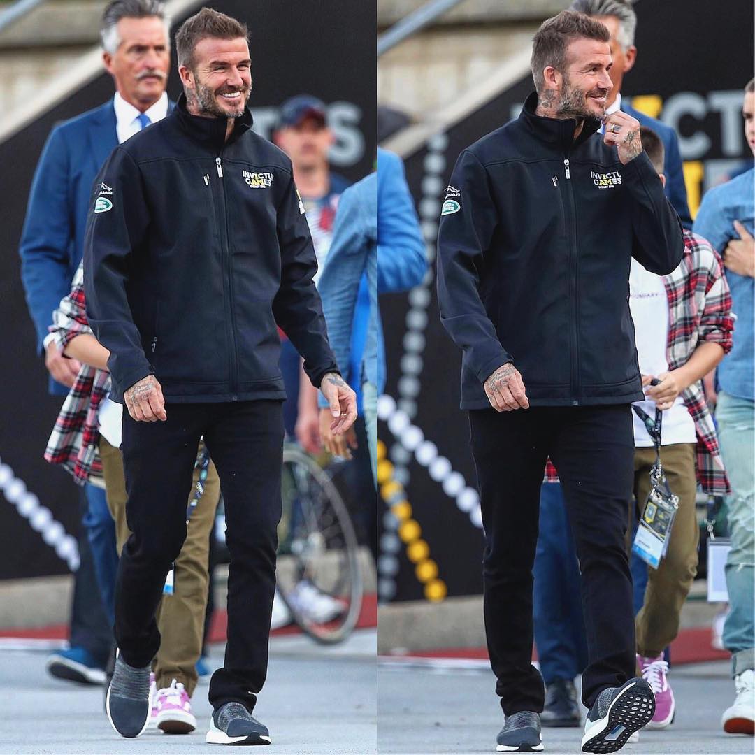 アディダスウルトラブーストレースレスを履くデビッド・ベッカム