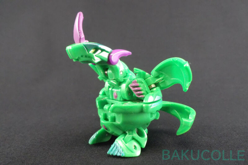 ゼフィロス・クロス・ドラゴノイド CROSS DRAGONOID 水属性 爆丸