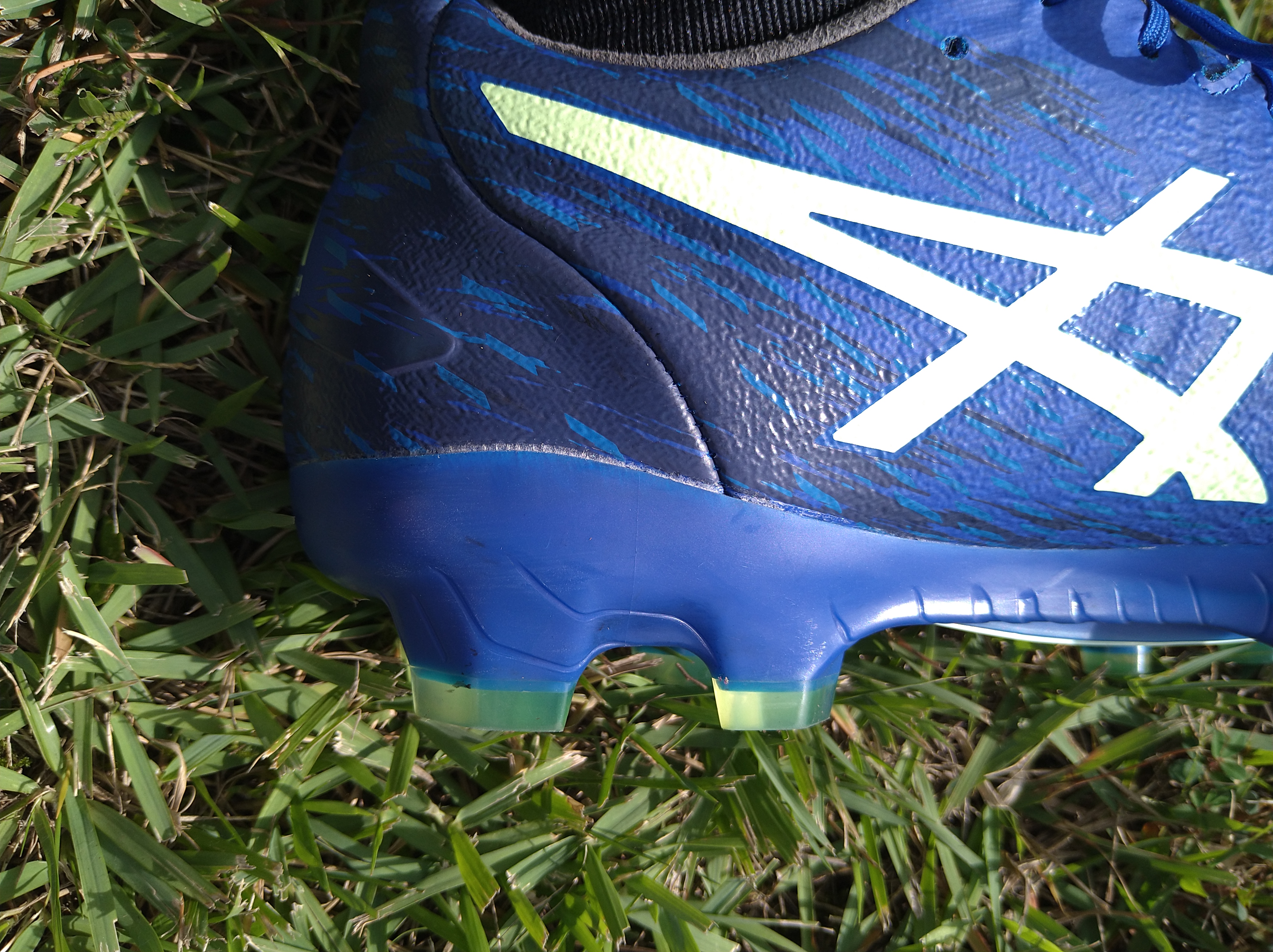 ASICS Ultrezza 2 AI Sustainable Review – Lockhart Boot Blog