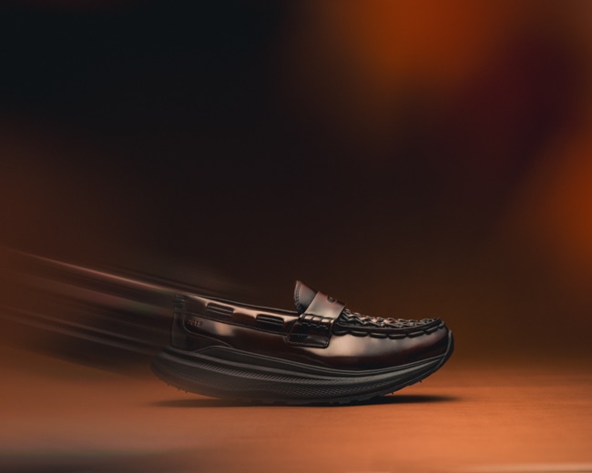 12.19(Fri) Release. KEEN 〈UNEEK LOAFER WK〉