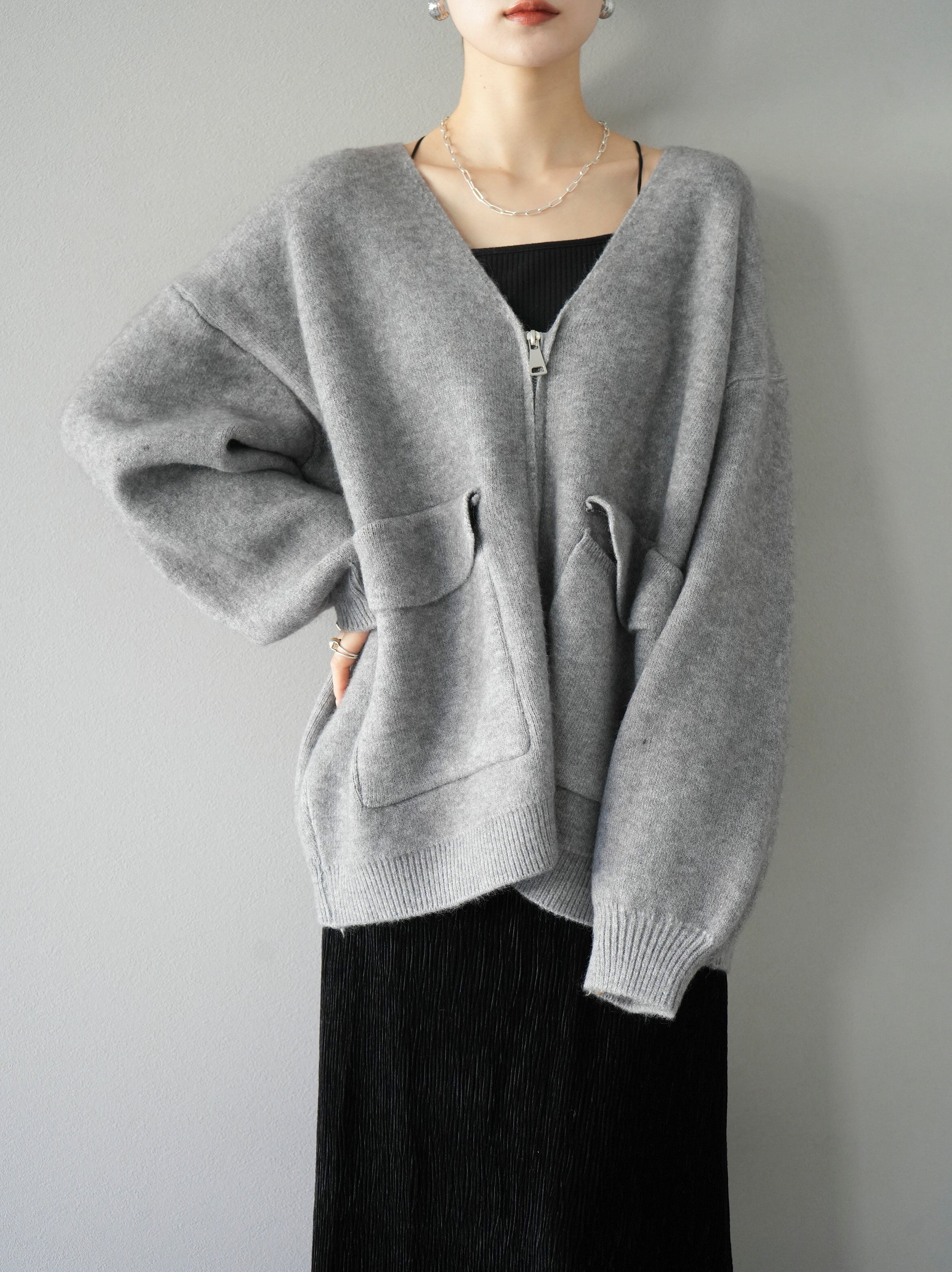 予約]BIGポケットジップニットカーディガン/グレー – Lumier