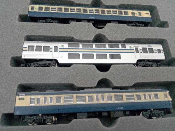 Amazon | Nゲージ KATO 10-175 113系 直流近郊形電車(横須賀色) サロ