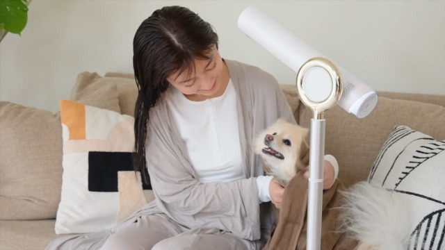 Amazon | 【公式ストア限定】BISARA Light ハンズフリースタンド