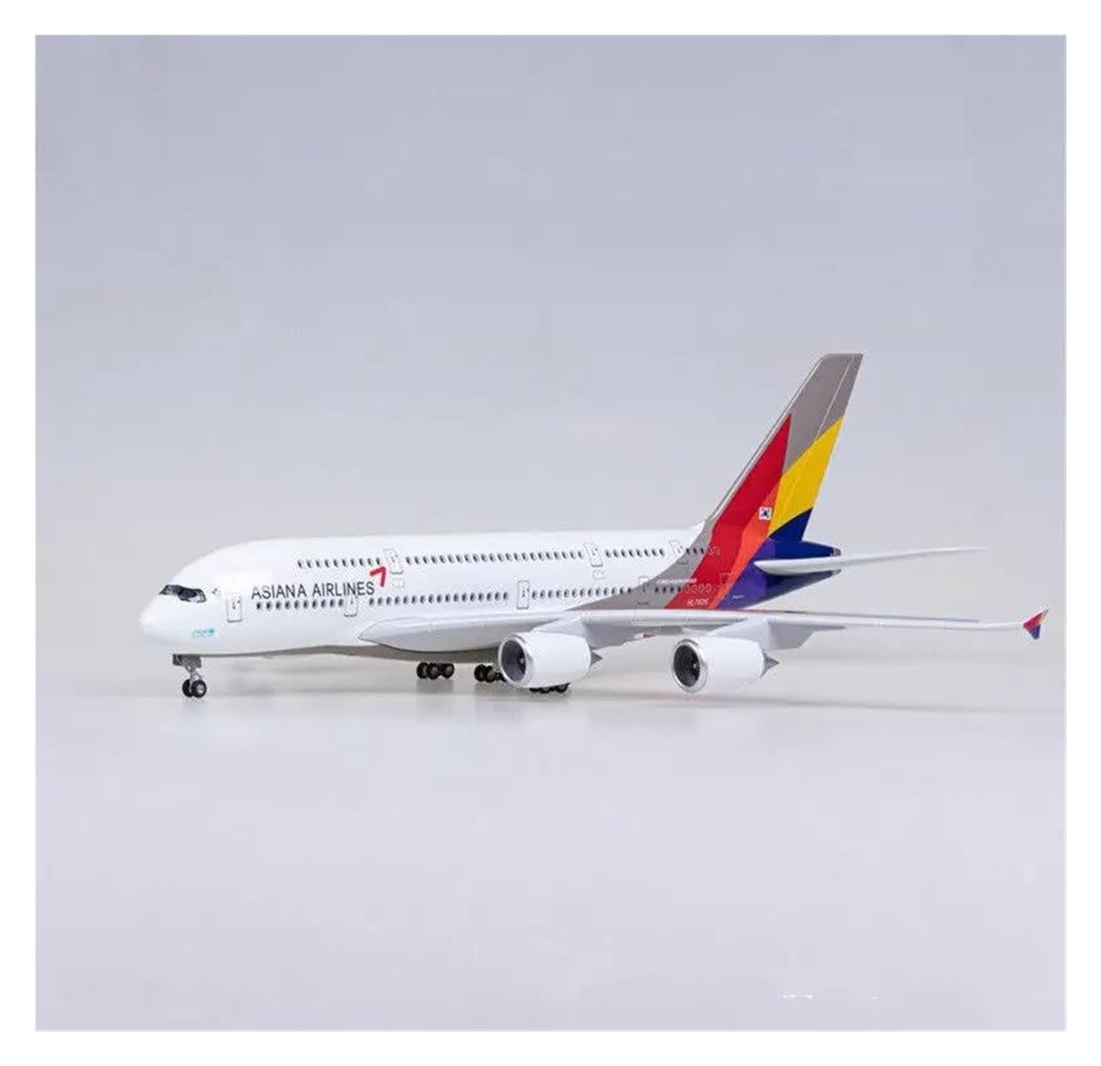 Amazon.co.jp: 航空機 A380 1/160 45 センチメートルアシアナ航空