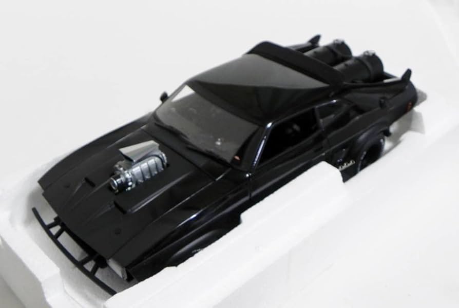 Amazon | オートアート 1/18 MAD MAX2 THE ROAD WARRIOR INTERCEPTOR