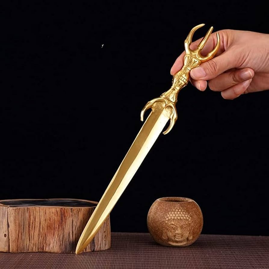 Amazon.co.jp: 密教法具 不動明王の剣 三鈷剣 真言宗長さ30CM倶利伽羅