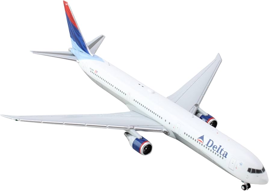 Amazon.co.jp: GeminiJets GJDAL2158 デルタ航空 ボーイング 767-400ER
