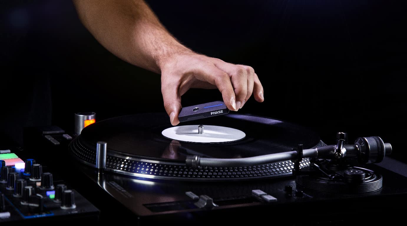 Amazon.co.jp: MWM PHASE Essential (2 Remotes) : 楽器・音響機器