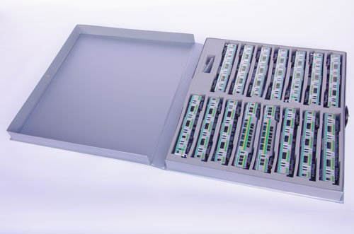 Amazon | CASCO Nゲージ YP-713 21m級対応 16両用車両ケース シルバー