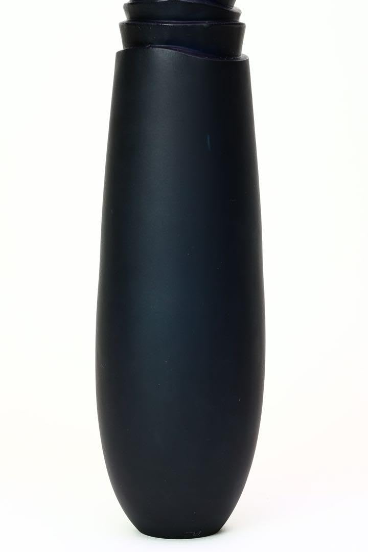 Amazon.co.jp: 山田輝雄 青 硝子切子花器 花紺 花瓶 フラワーベース