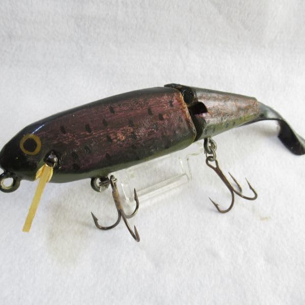 Amazon.co.jp: ？ACミノー ACプラグ ハッチェリートラウト 8インチ