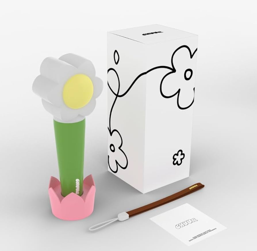 Amazon.com: Dreamus CHUU Official KKUKA K-POP LIGHT STICK - White