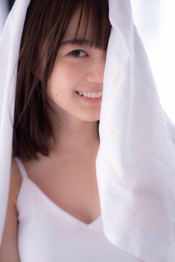 Amazon.co.jp: 生田絵梨花 L判 写真 50枚 おまけ2L判 5枚付き 計55枚