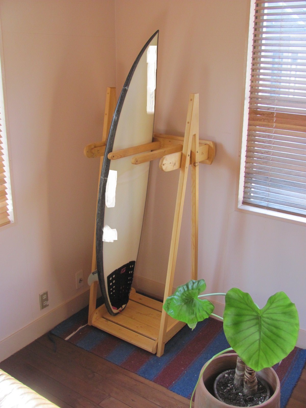 Amazon.co.jp: サーフボードラック3本用 (無塗装(ワックス）) ＜喜亜