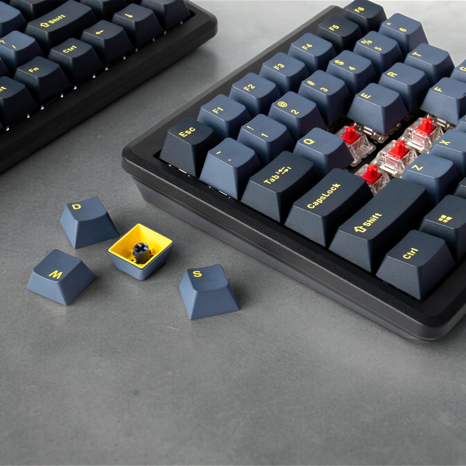 Amazon.co.jp: BAROCCOMiSTEL MD770 RGB BT (英語配列/青軸) 分離型