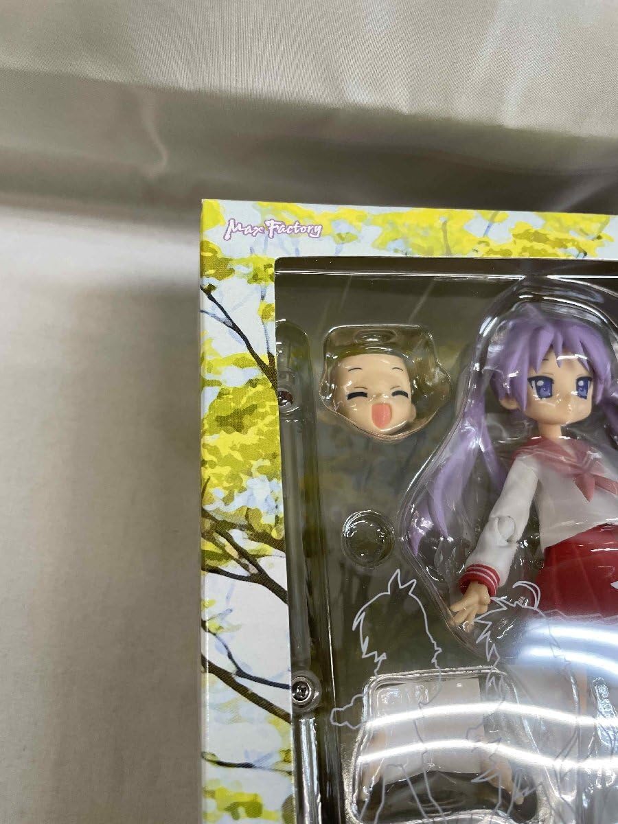 Amazon | figma 013 TVアニメ らき☆すた 柊かがみ 冬服ver