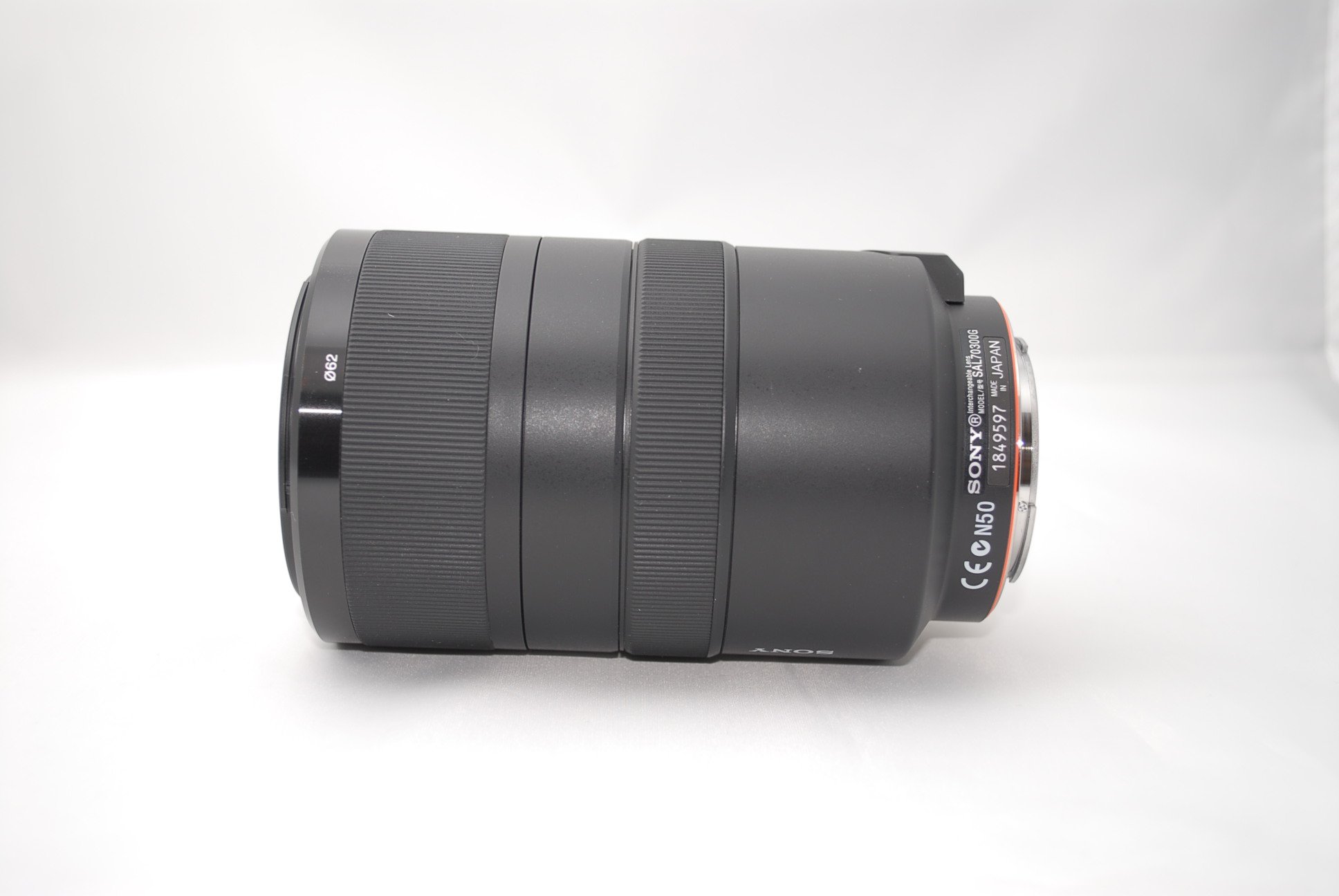 Amazon.co.jp: SONY 望遠ズームレンズ 70-300mm F4.5-5.6 G SSM フル