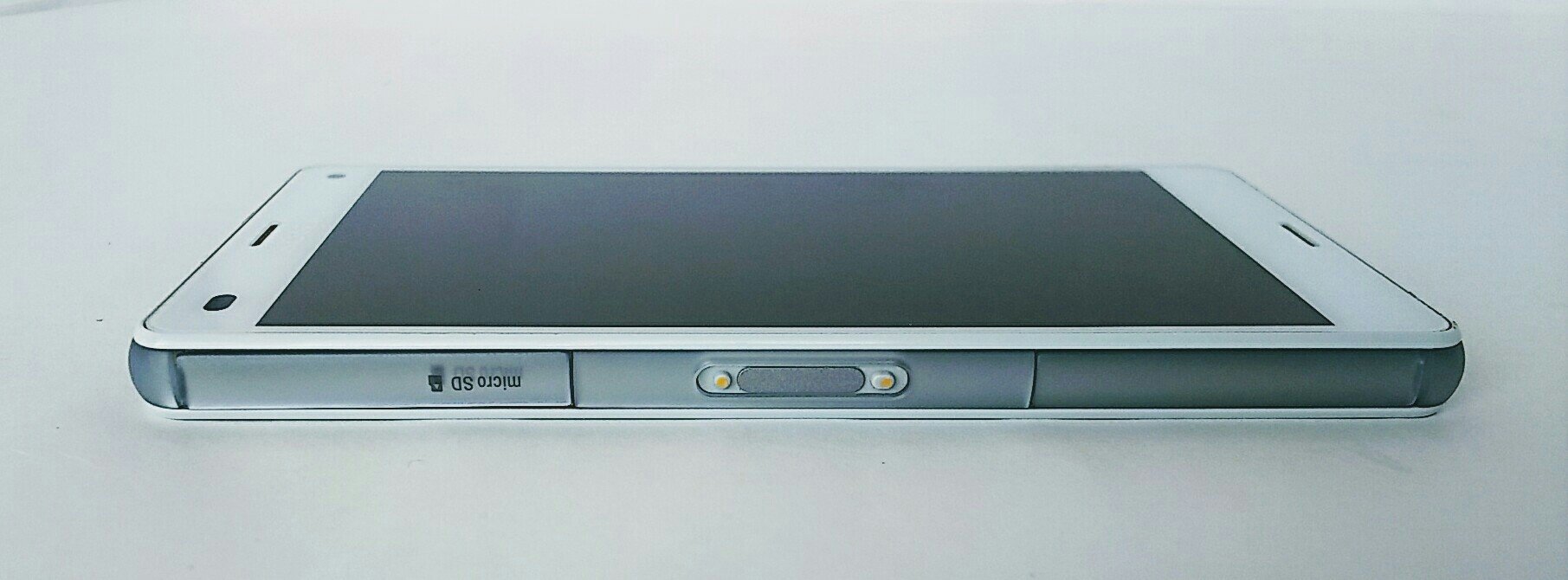 Amazon | Xperia Z3 Compact SO-02G ドコモ docomo WHITE | Sony