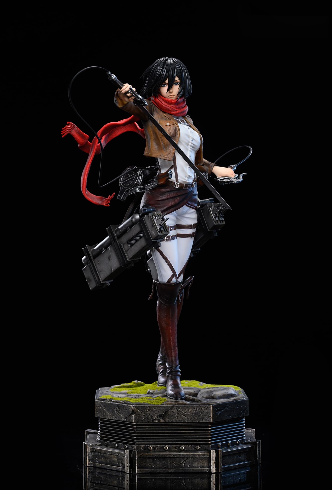 Amazon | ミカサ・アッカーマン フィギュア 1/4スケール 塗装済み完成