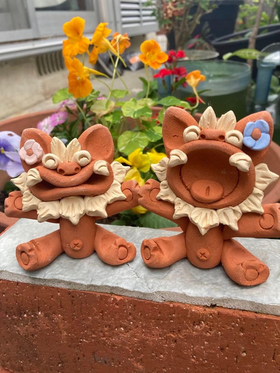 シーサー(素焼き)／沖縄／美品／魔除け／厄除け／御守り／置物／陶器