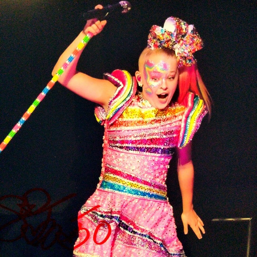 Amazon.co.jp: ジョジョシワ直筆サイン入り写真…JoJo Siwa…ダンサー